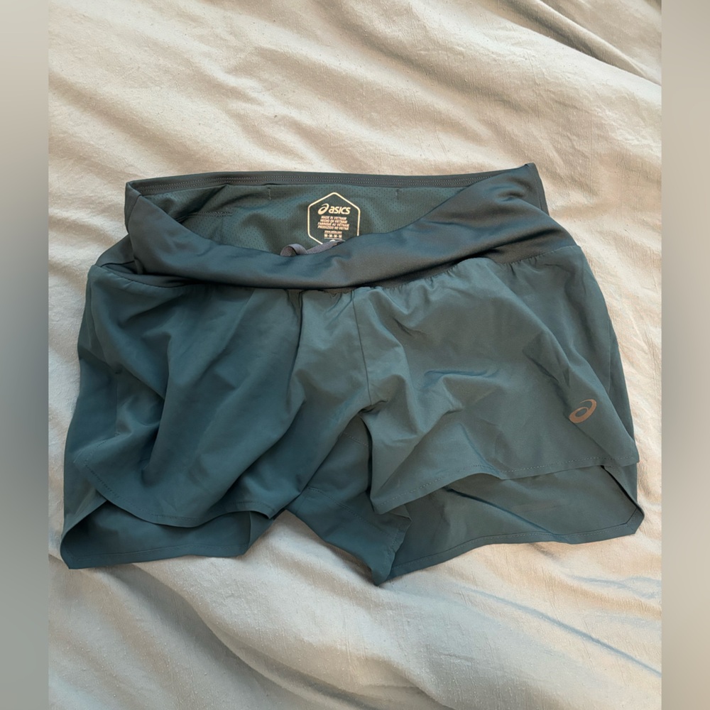 ASICS woman’s shorts